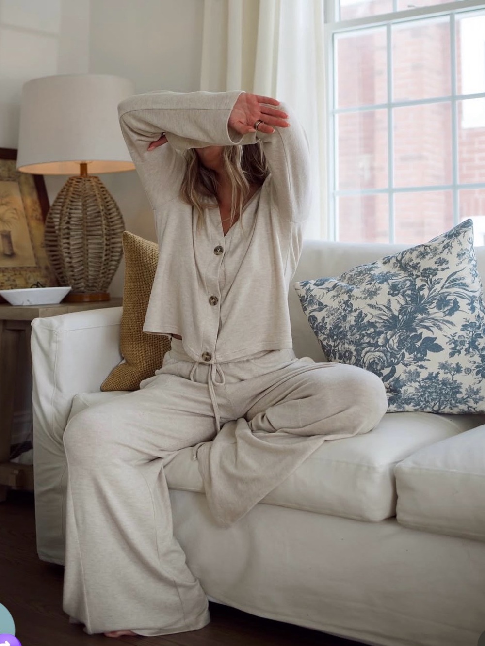 How do you wear that Set: Sweater Wide-Leg Pants and Cardigan in Oatmeal